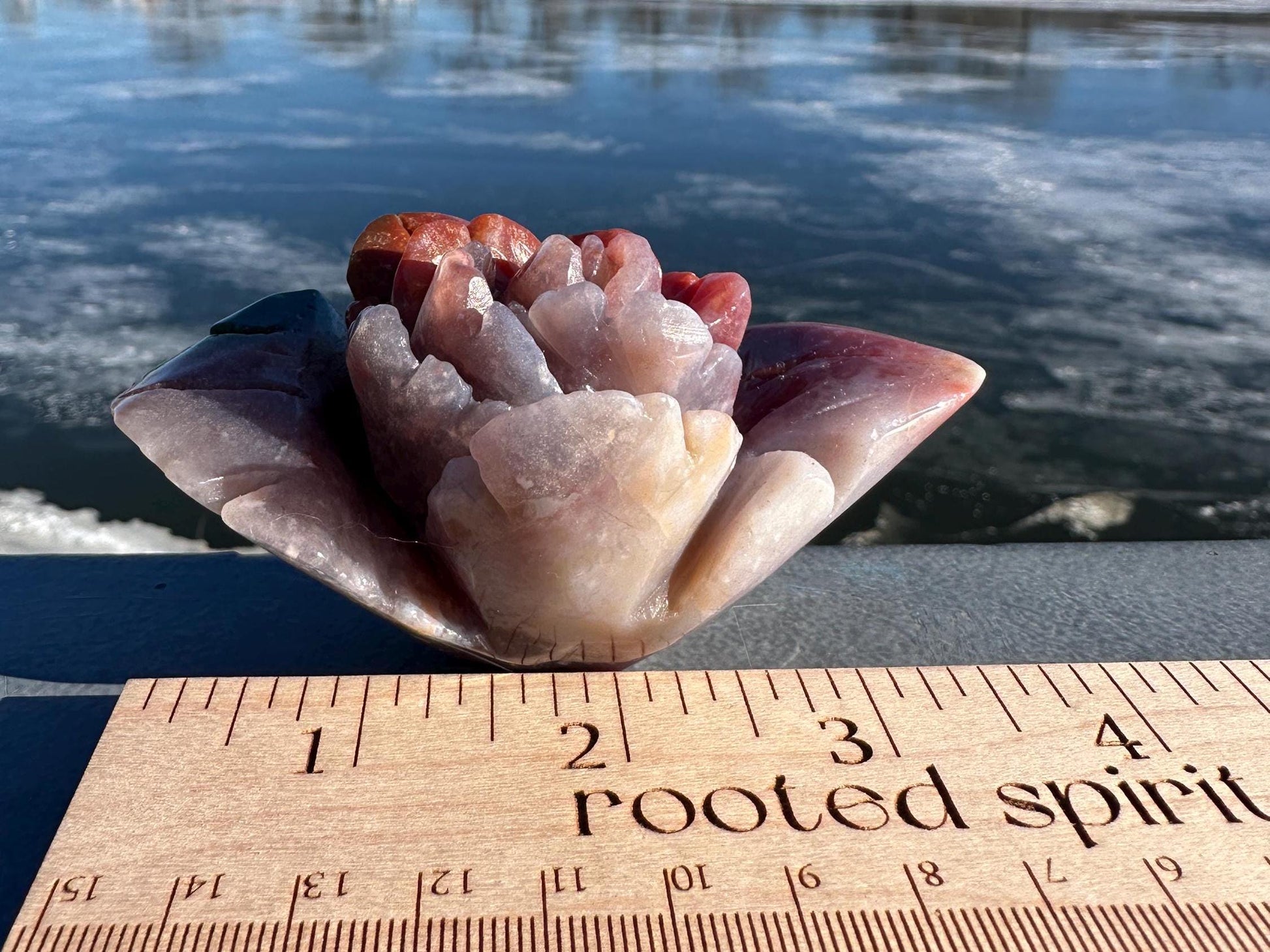 Gorgeous Indian Agate Flower Carving