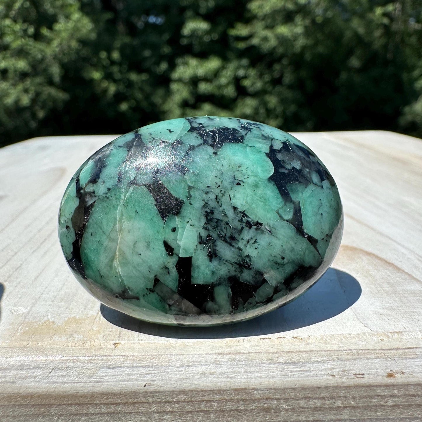 Beautiful Natural High Quality Emerald Polished Palm Stone - #1