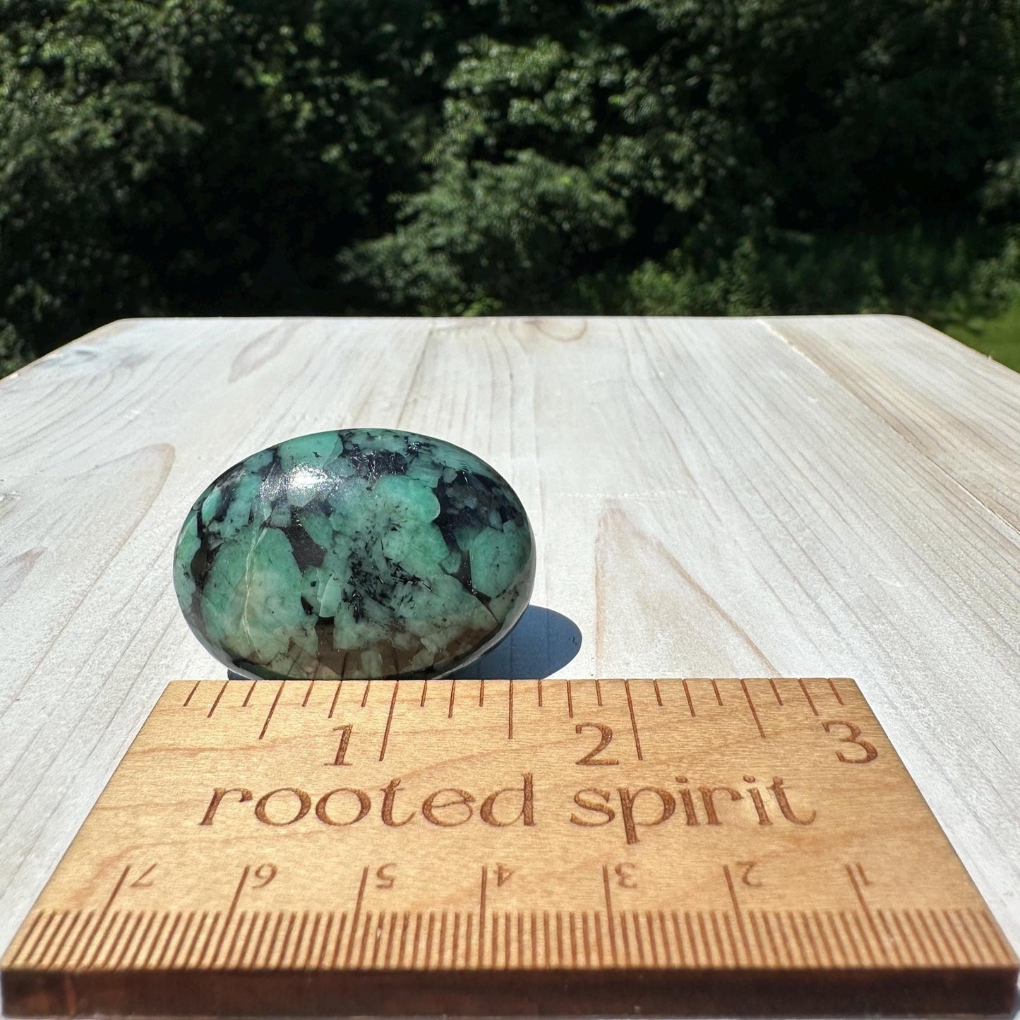 Beautiful Natural High Quality Emerald Polished Palm Stone - #1