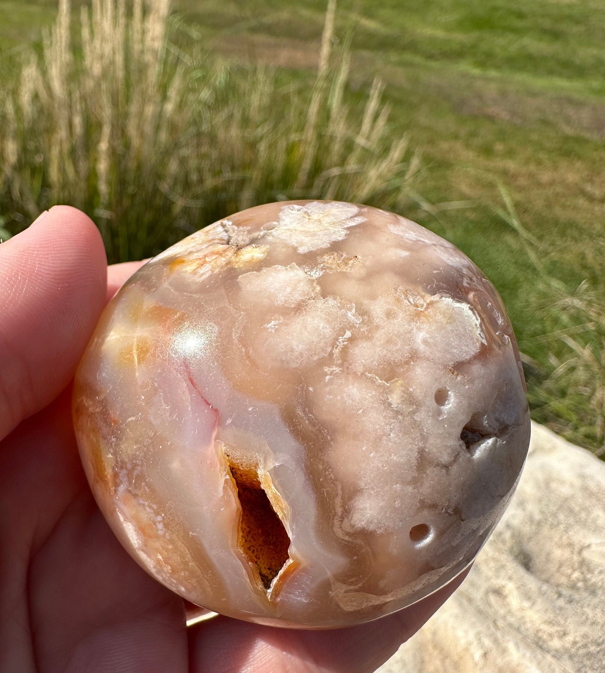 One (1) Dreamy Flower Agate