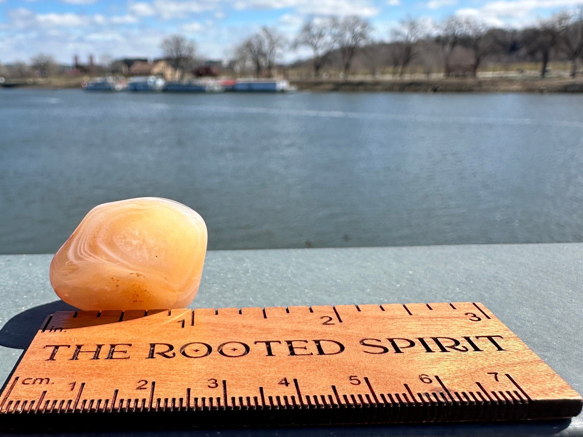 XL Apricot Agate Tumbled Stone