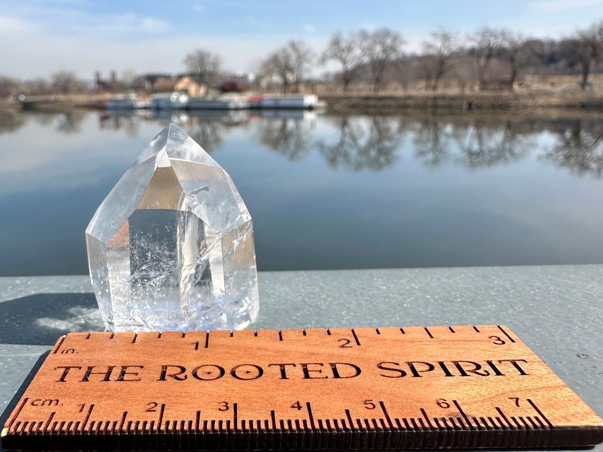 High Quality Clear Quartz Tower