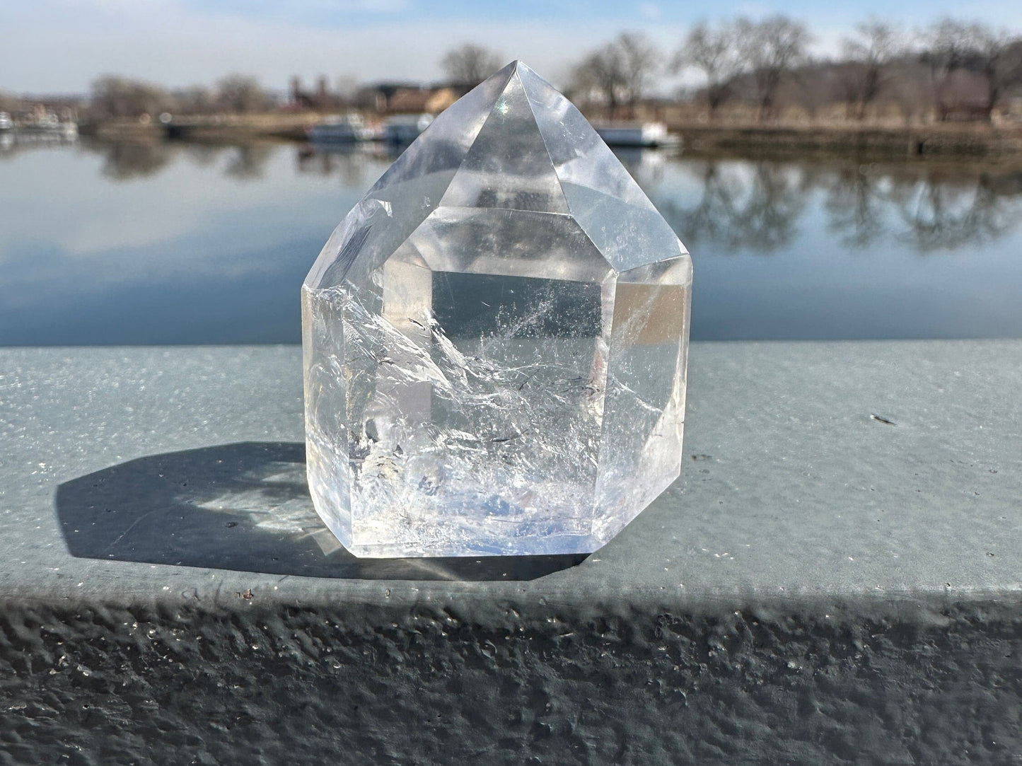 High Quality Clear Quartz Tower