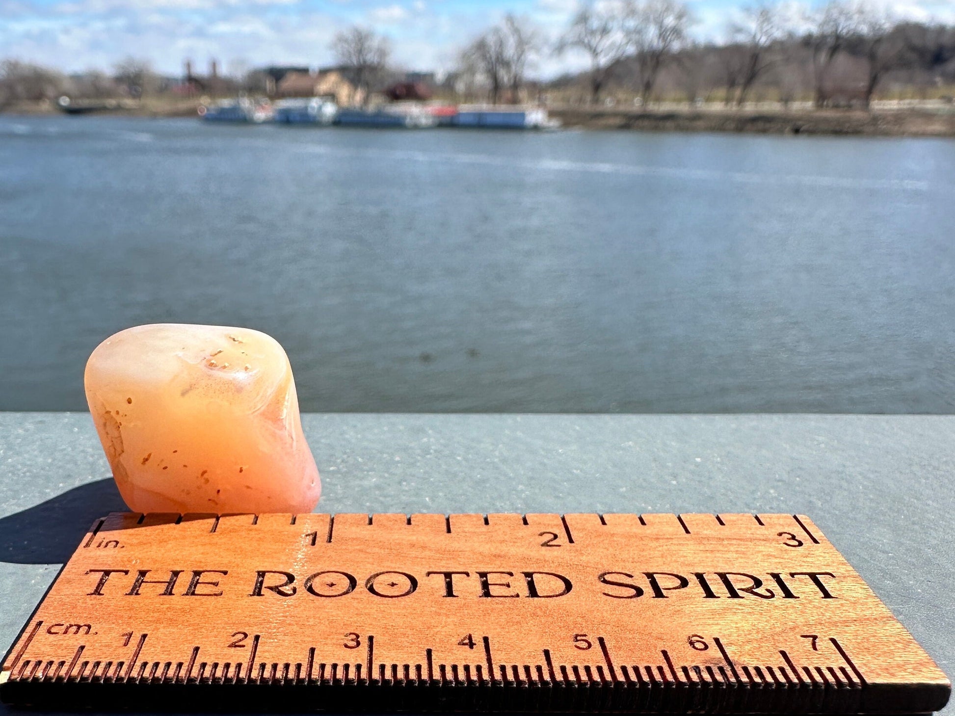 XL Apricot Agate Tumbled Stone