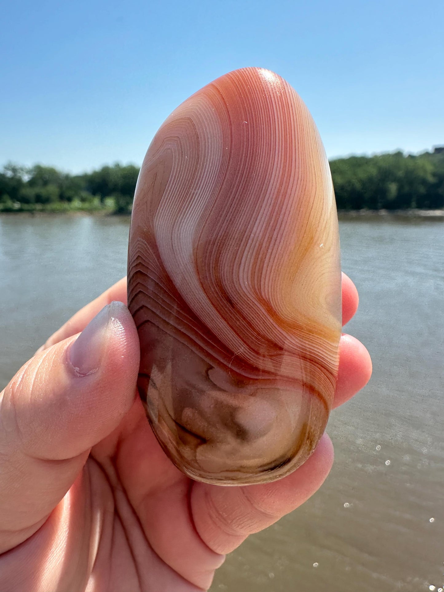 Gorgeous Sardonyx Palm Stone Banded Agate