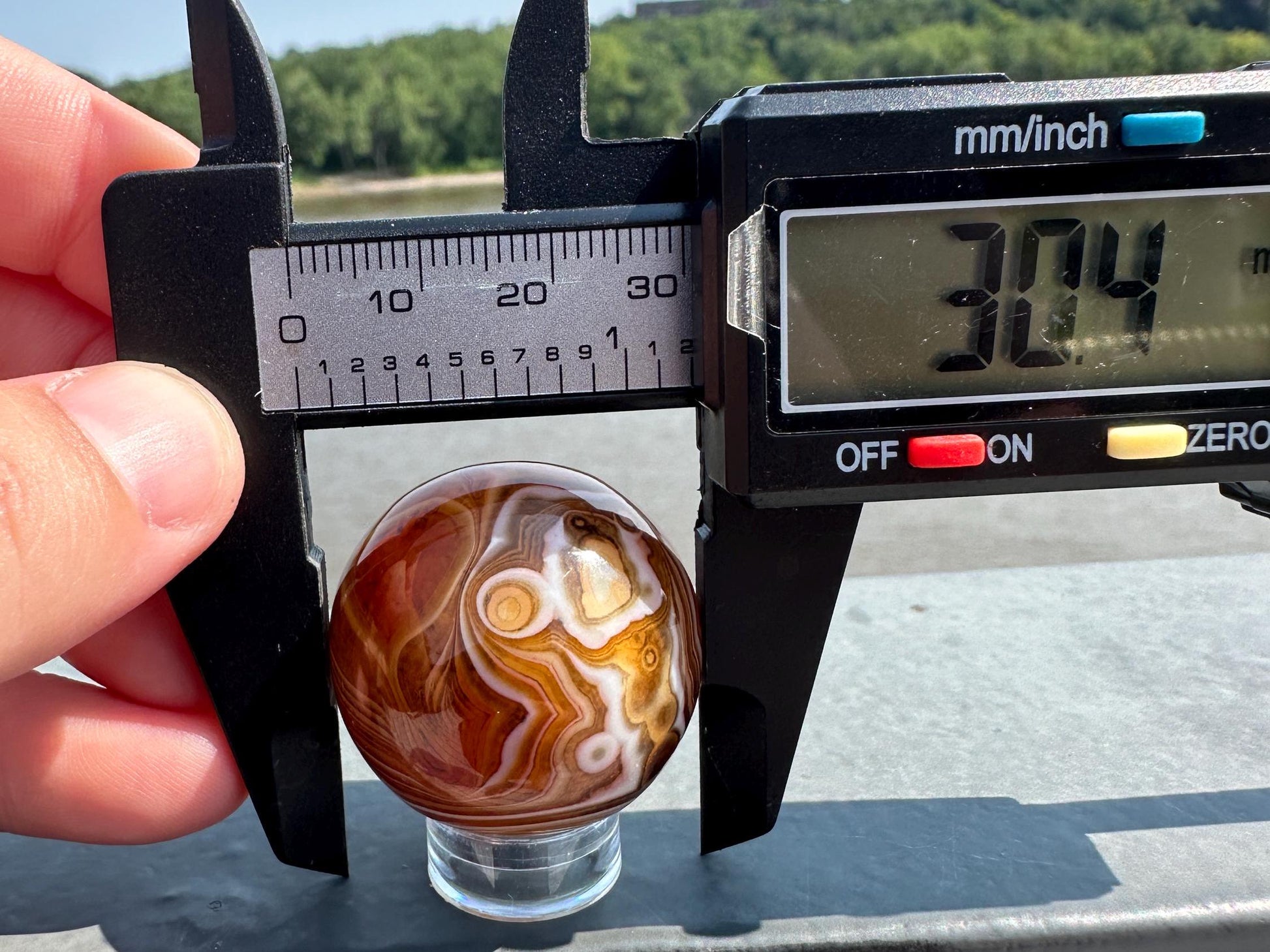 30mm Gorgeous Sardonyx Agate Banded Sphere