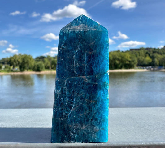 High Quality Natural Blue Apatite Tower