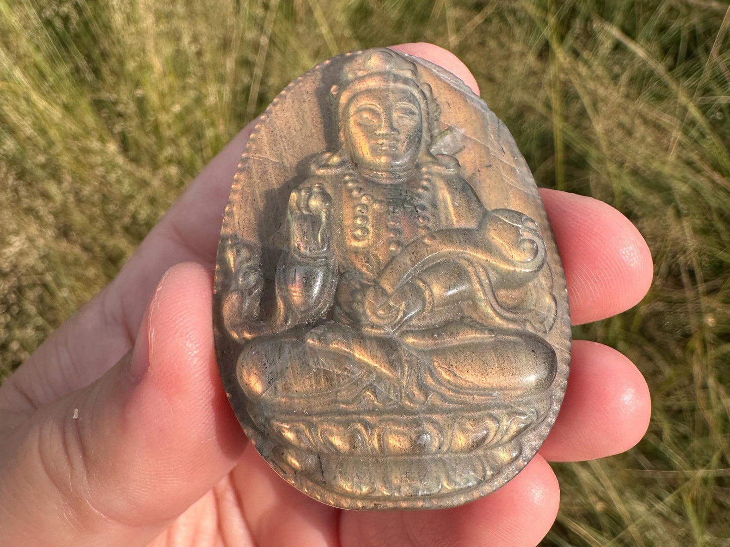 Flashy Labradorite Kwan Yin Carving | Guan Yin Goddess