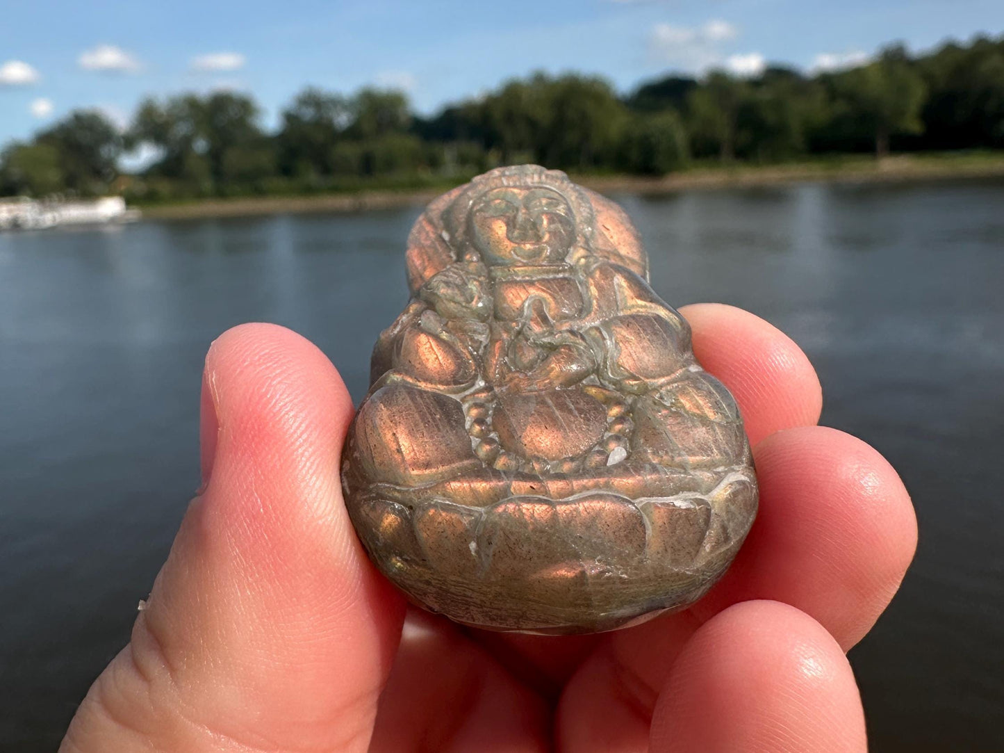 Flashy Labradorite Kwan Yin Carving | Guan Yin Goddess