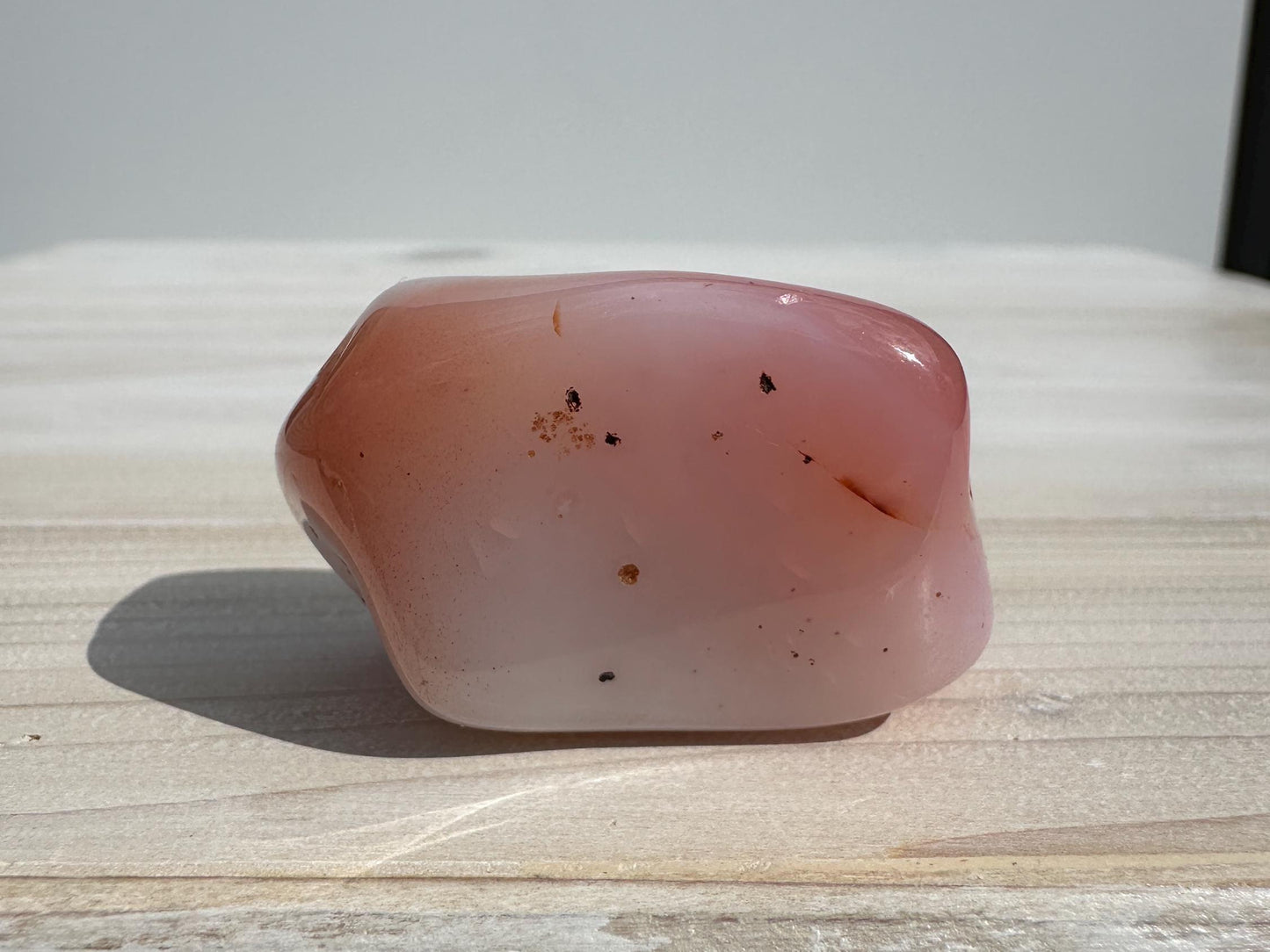XL Apricot Agate Tumbled Stone