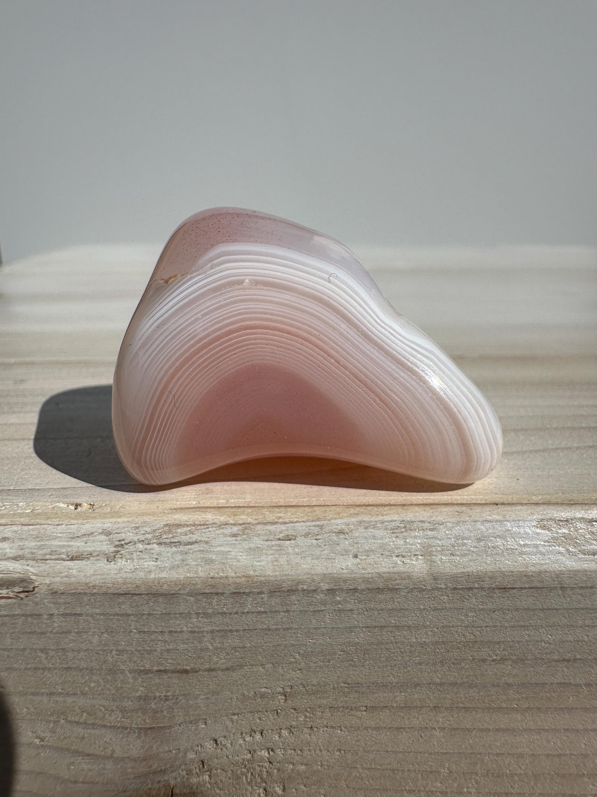 XL Apricot Agate Tumbled Stone