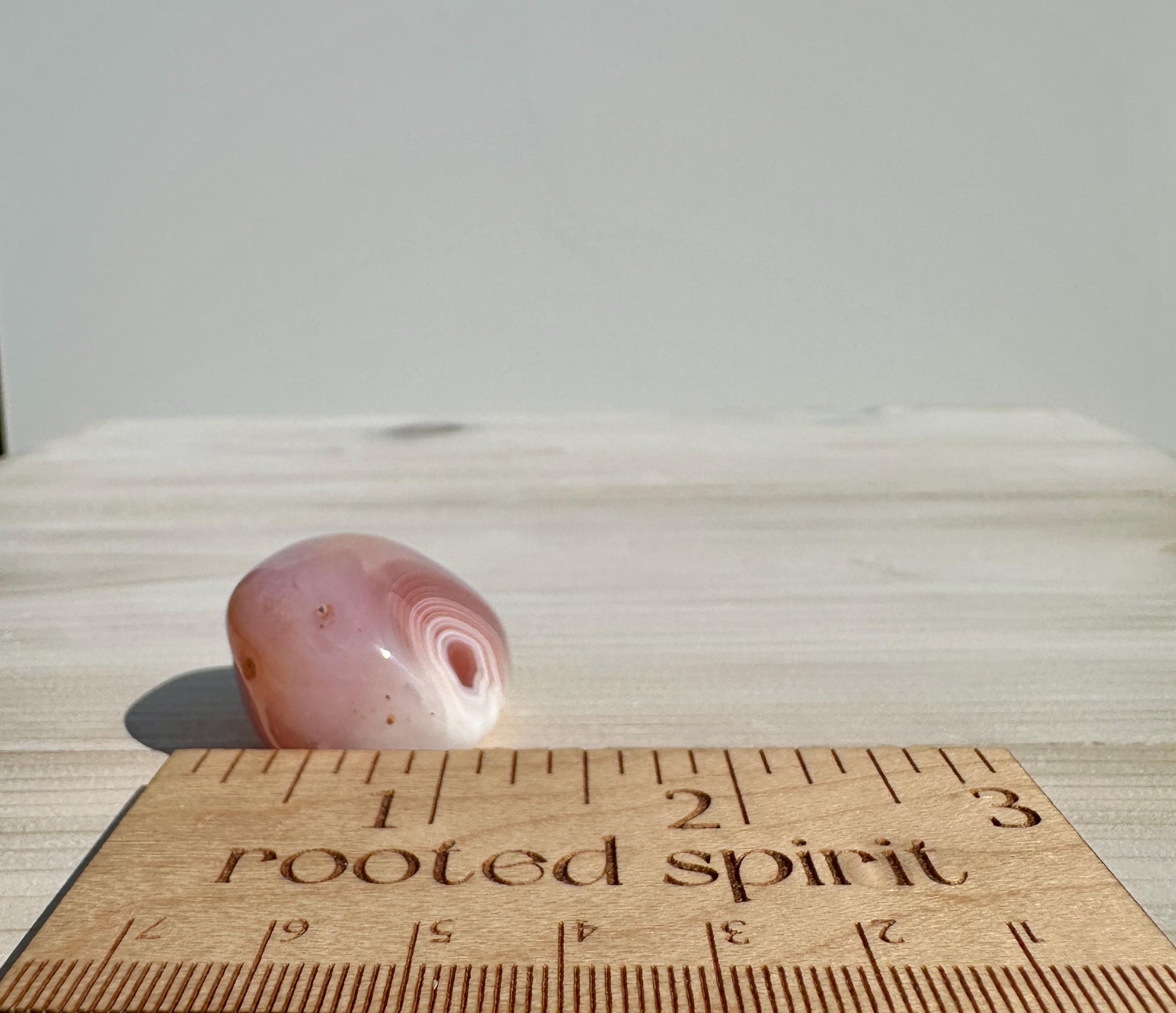 XL Apricot Agate Tumbled Stone