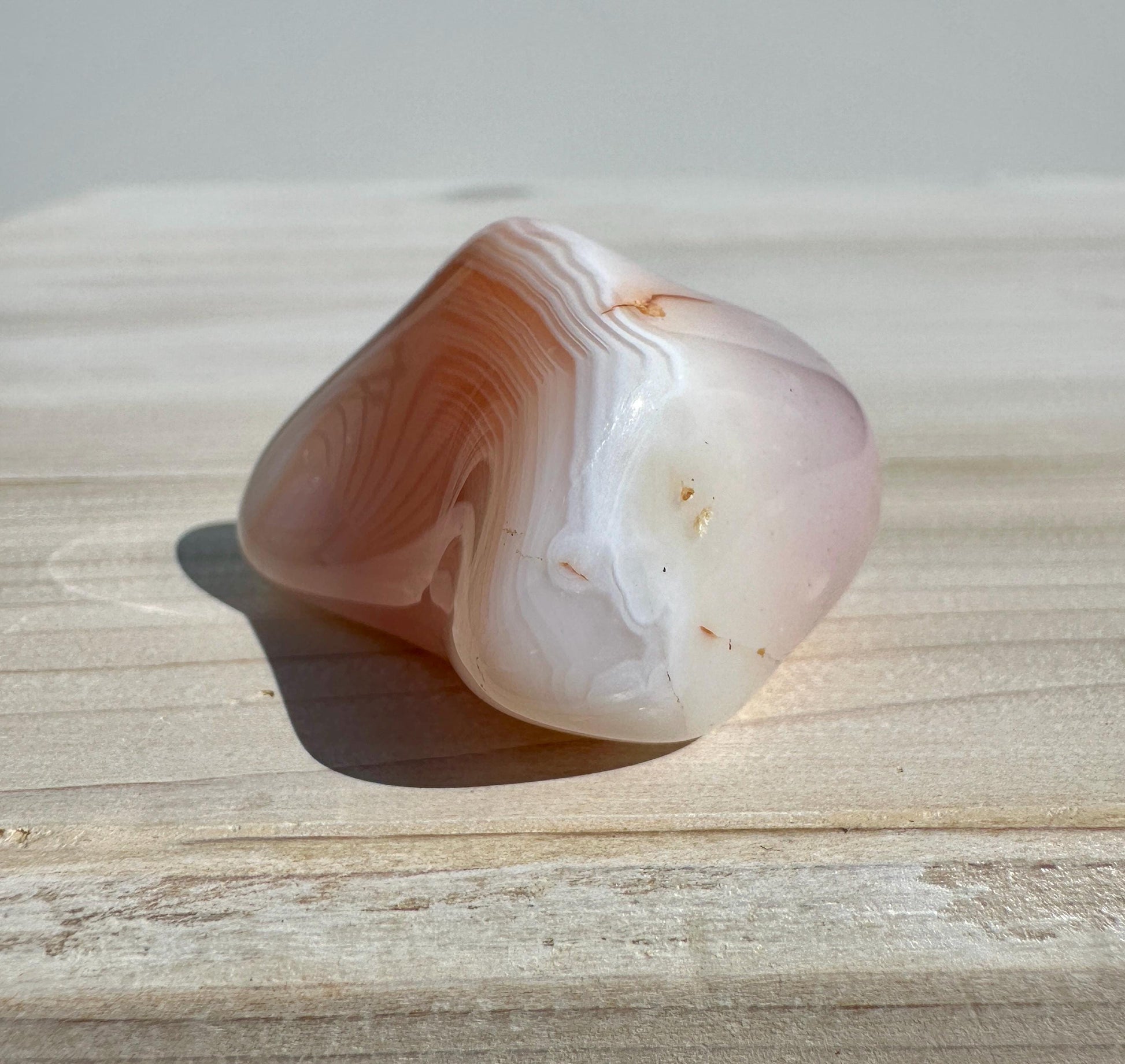 XL Apricot Agate Tumbled Stone