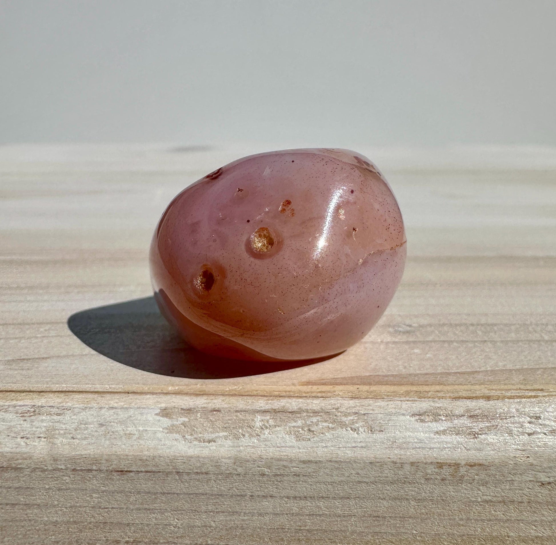 XL Apricot Agate Tumbled Stone