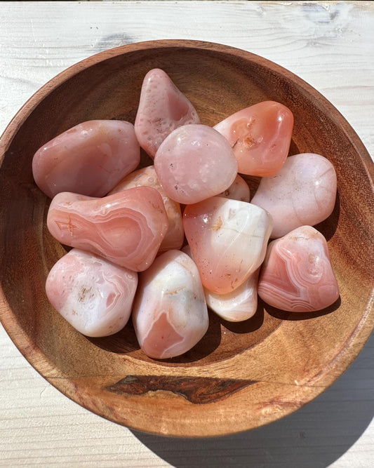 XL Apricot Agate Tumbled Stone