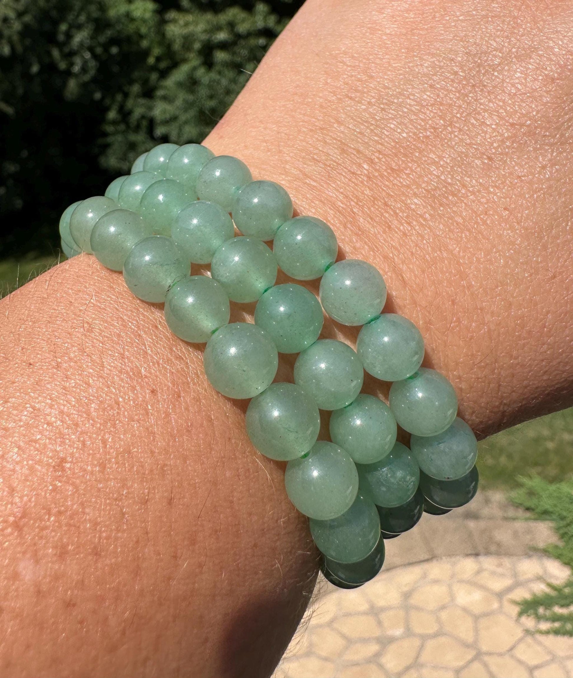 One (1) Green Aventurine Stretch Bracelet 6''