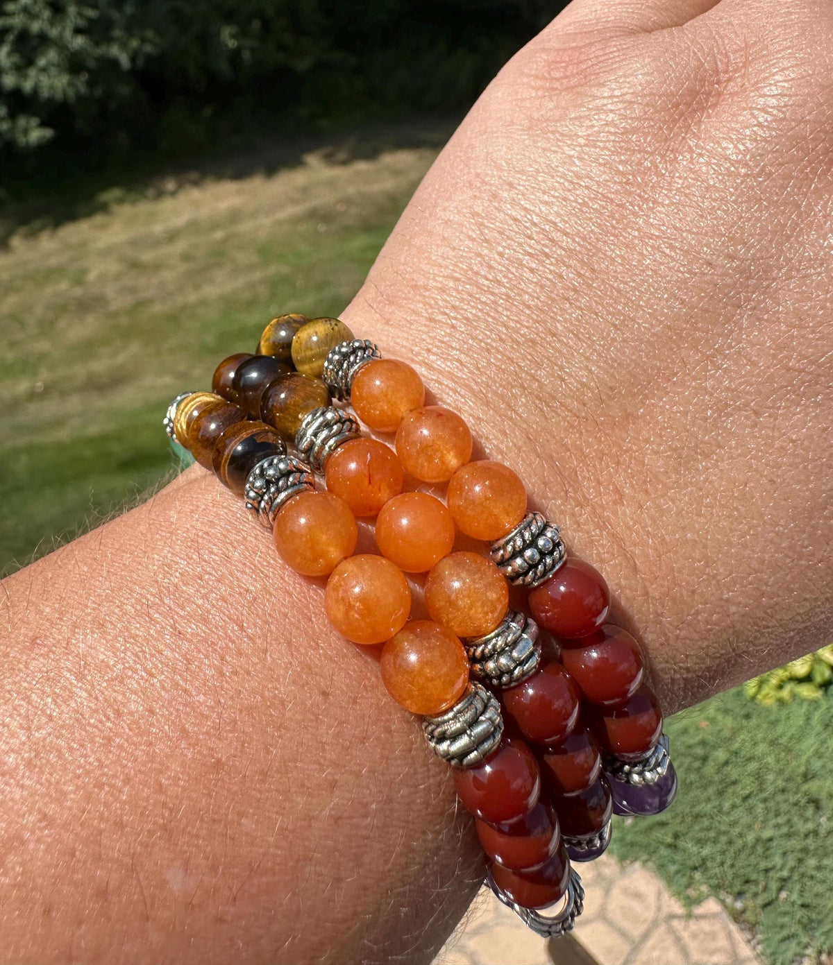 One (1) 8mm Chakra Stretch Bracelet 6.5"