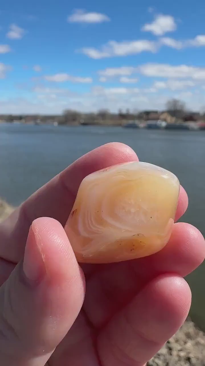 XL Apricot Agate Tumbled Stone