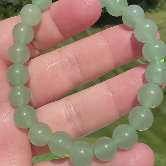 One (1) Green Aventurine Stretch Bracelet 6''