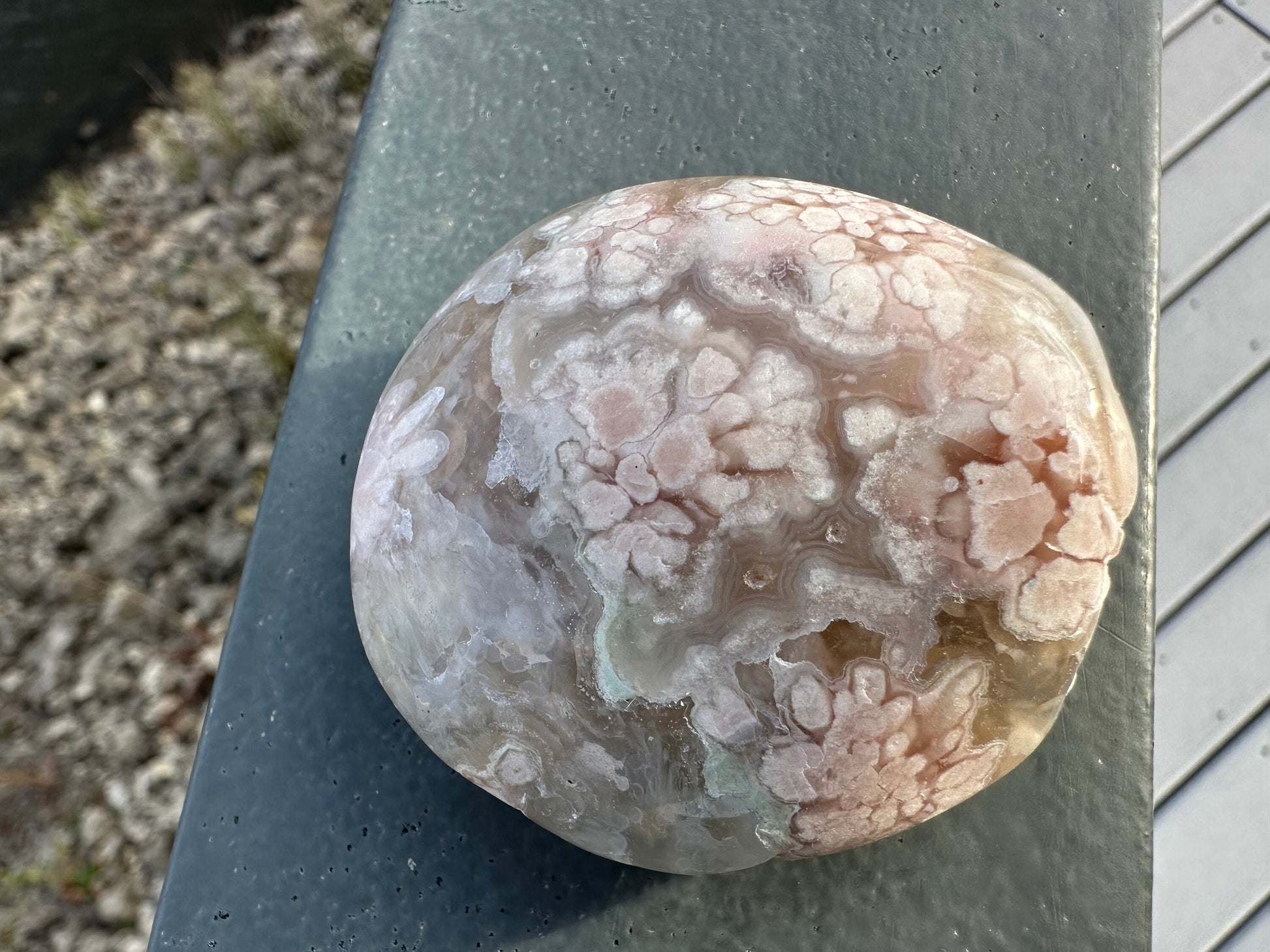 One (1) Dreamy Flower Agate