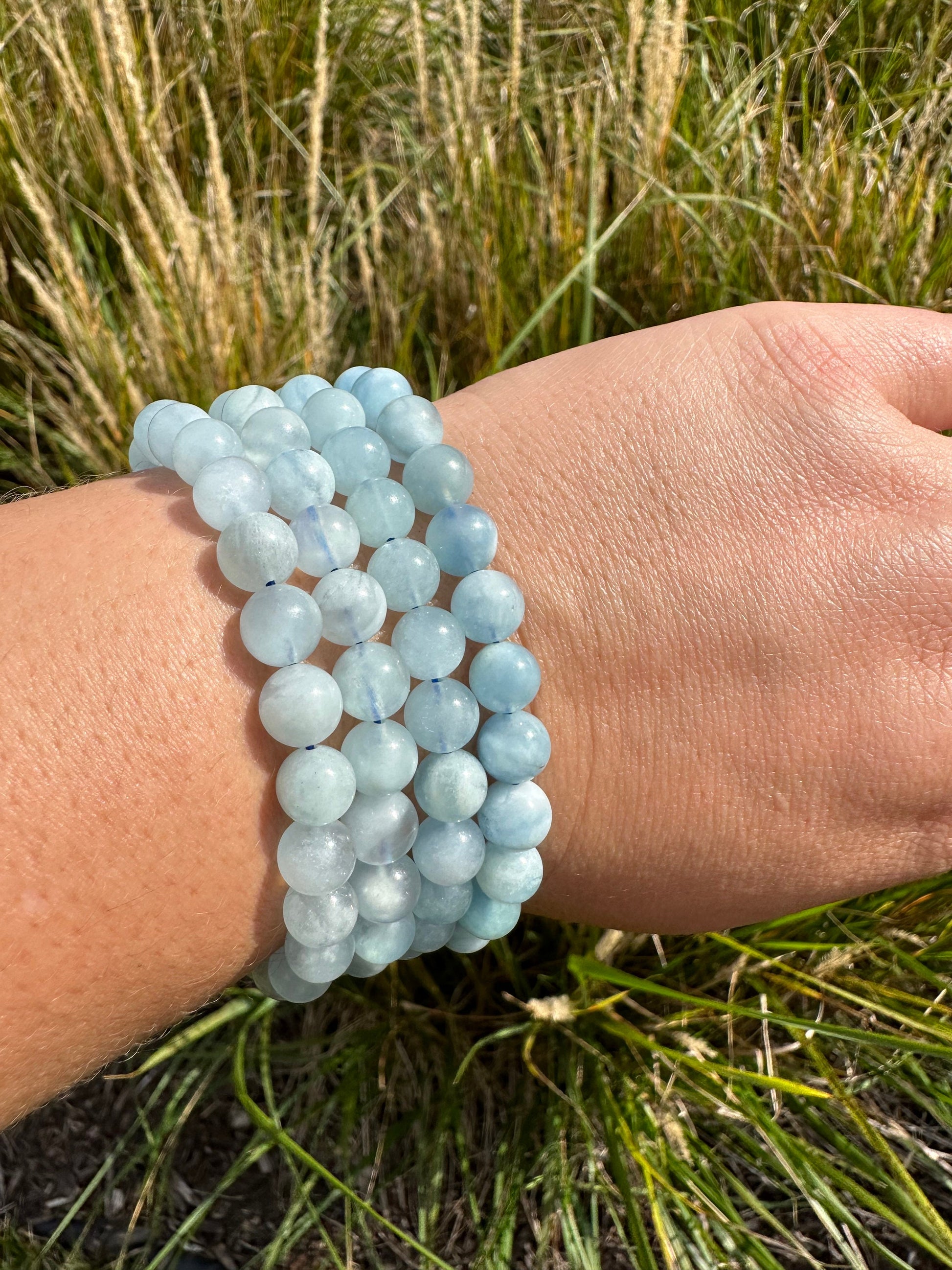 One (1) 6mm or 8mm Aquamarine bracelet